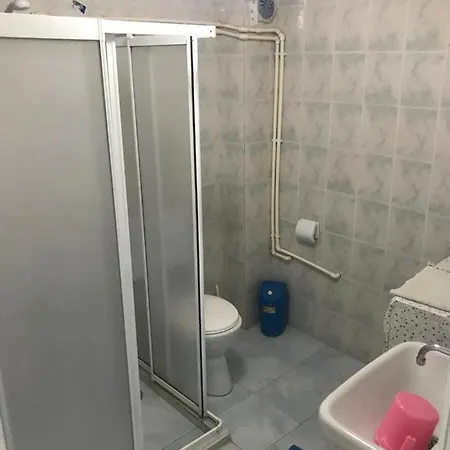 Apartment Korfezin Kalbi Akcayda 2+1 Gunluk Kiralik Daire