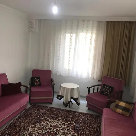 Korfezin Kalbi Akcayda 2+1 Gunluk Kiralik Daire Apartment Akçay